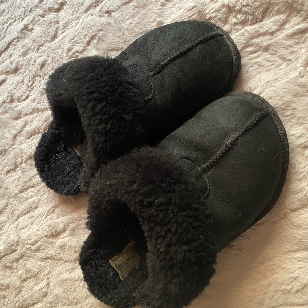 Slippers